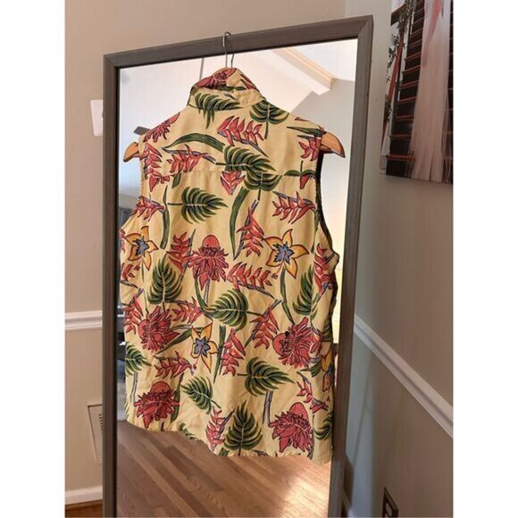 Pineapple Moon Silk Hawaiian Button Down Shirt Women’s Medium Tropical Floral - Picture 3 of 4